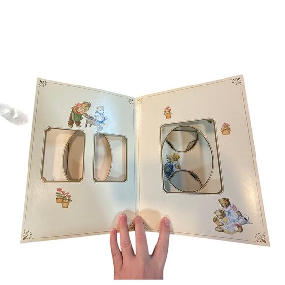 The Teddy Bear Lover's Photograph Album (1996) Traditional Vintage Photo Album - Picture 7 of 10